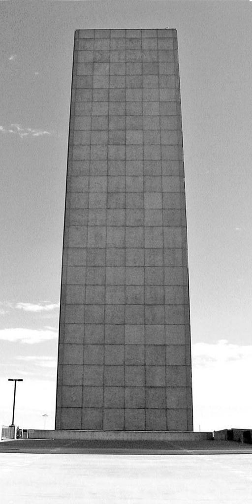 Monolithic-BW